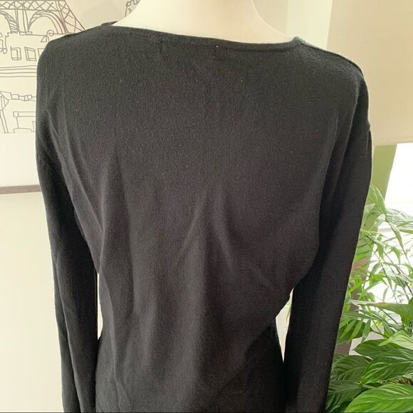 Long Bell sleeves black top - Picture 4 of 6